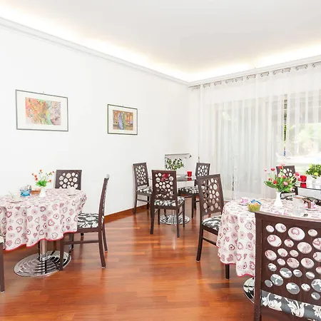 Bed & Breakfast Cinta Di Alloro Rome