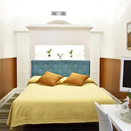 Piazza Di Spagna Prestige 2*