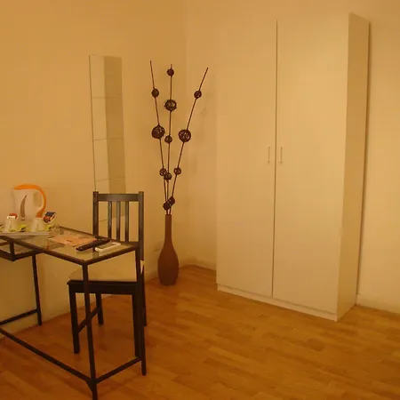 Le Mille E Bed & Breakfast