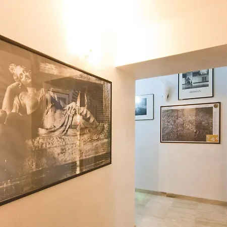 Bed & Breakfast Domusamor Colosseo Roma