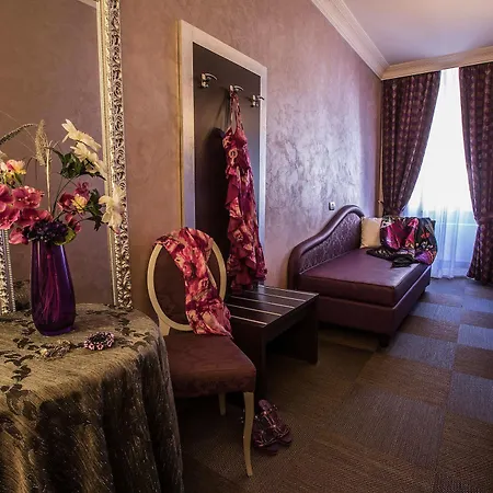 Hotel Romano 2* Řím