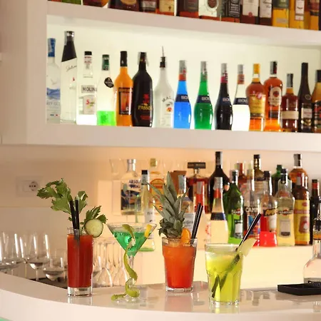 赫尔斯酒店 3*