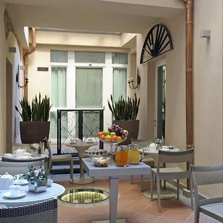 Trevi Palace Luxury 4*