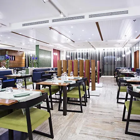 Hotel Novotel Eur 4*