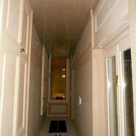 Azzurra Guest house 3*