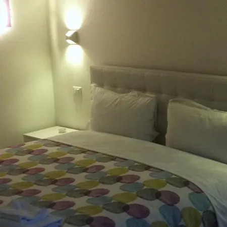 Holiday - City Center Apartamento