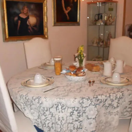 A Casa Di Patrizia 3* Roma