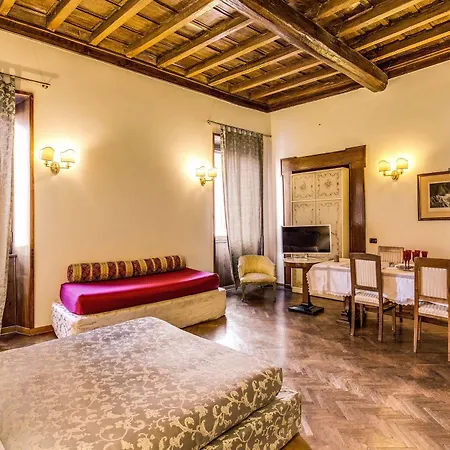La Casa Del Capitano Rome