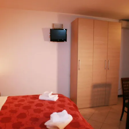 Oda ve Kahvaltı Macao Roma
