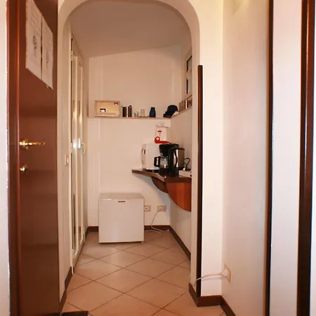 Oda ve Kahvaltı Macao 2*