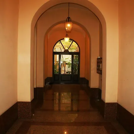 Macao Oda ve Kahvaltı