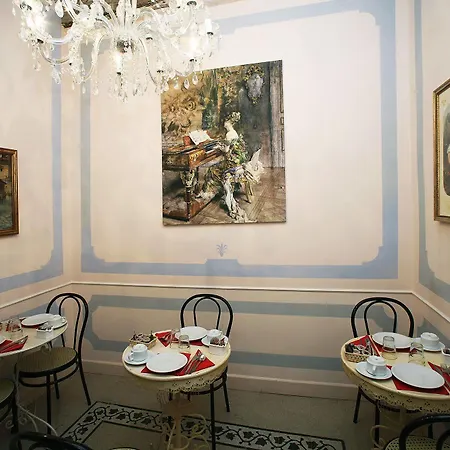La Maison Dell'orologio Bed & Breakfast 2*