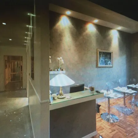 Relais Conte Di Cavour De Luxe Rome
