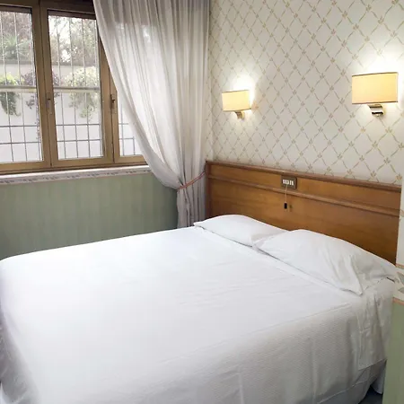 Otel Kolping Casa Domitilla 3*