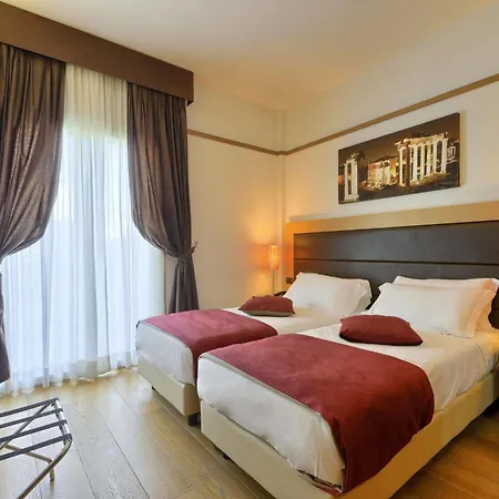 מלון Ginevra Palace רומא