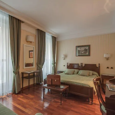 Hotel Cecil 3*