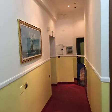 Gabriele Hotel *