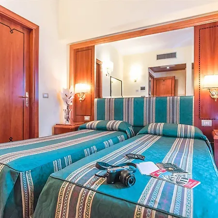 Hotel Raeli Lazio 3*