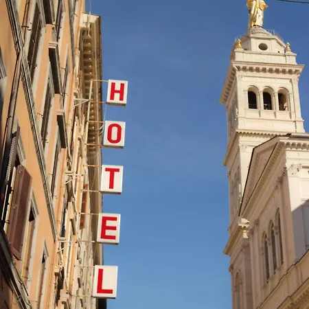 Raeli Lazio Hotel