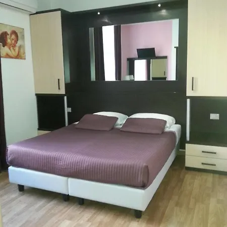 Manzoni Holidays Rome