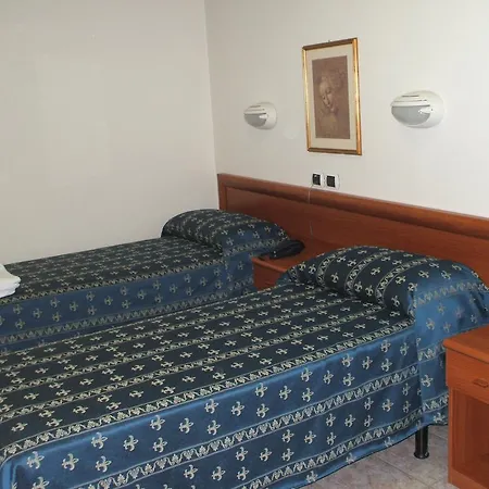 Maria Rosa Molas - Casa Per Ferie Affittacamere