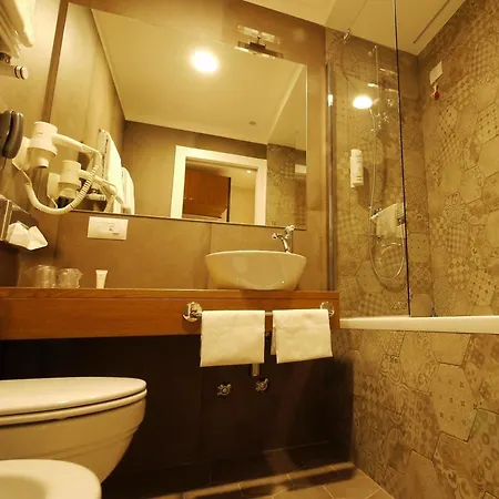 Elite Hotel