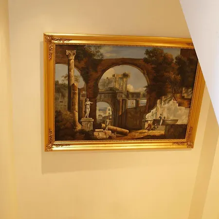 Boutique Trevi 4* Rome
