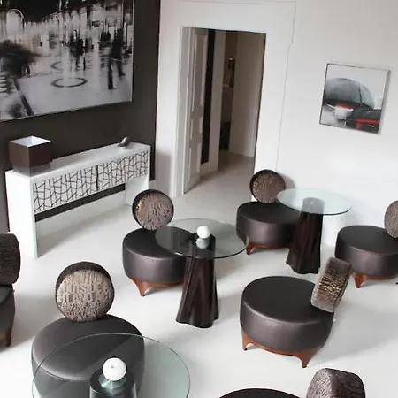 Ih Piazza Di Spagna View - Luxury 3* Rome