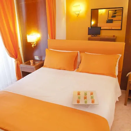 Max Otel 3*