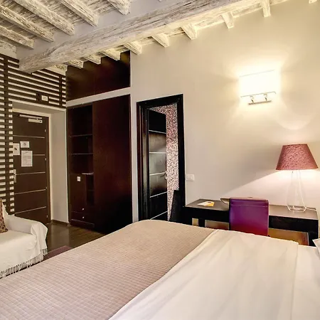 Trevi Beau Boutique 3*