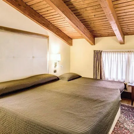 The Hotell 3*