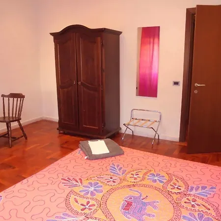 Oda ve Kahvaltı Max House 2*