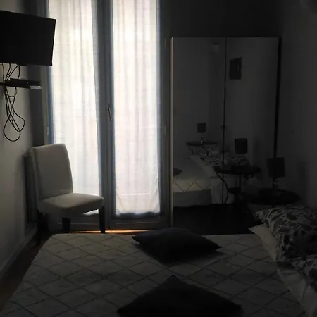 Guest house Domus Del Corso Spagna