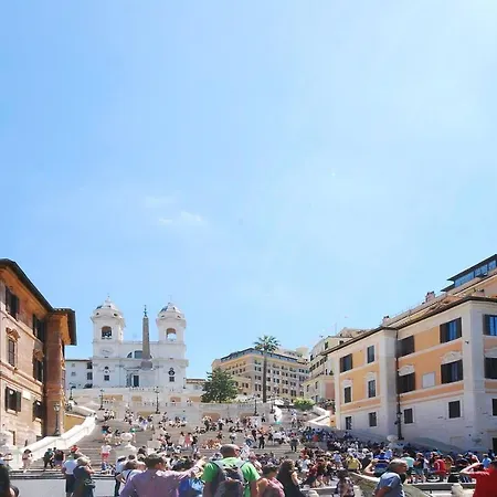 Crispi Luxury Apartament *