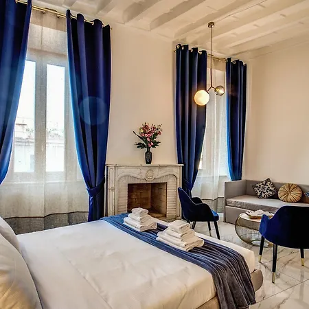 Little Queen Pantheon Guest house Rome