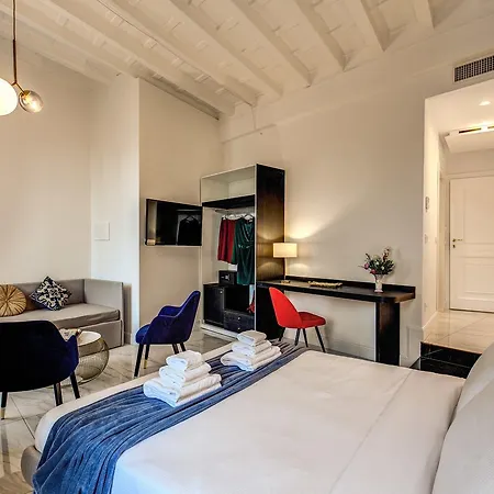 Guest house Little Queen Pantheon 4*