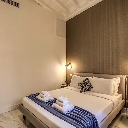 Guest house Little Queen Pantheon 4*