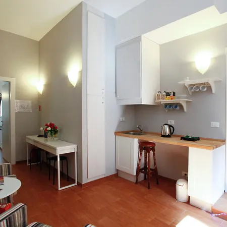 Clemy In Guest house Rome
