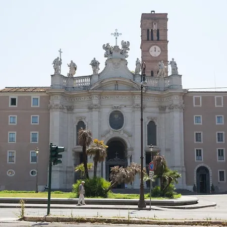 Bed & Breakfast La Finestra Di Fronte Rome