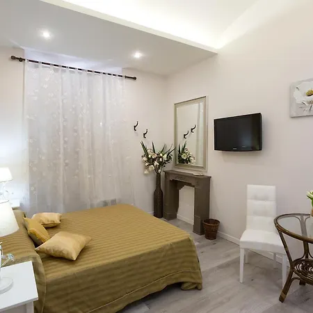 La Finestra Di Fronte Bed & Breakfast Rome