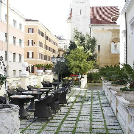 Hotel Pinciana 4*