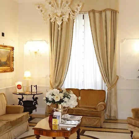 Hotel Pinciana 4*