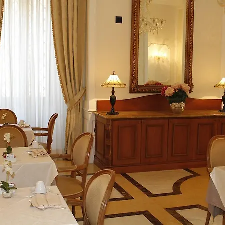 Pinciana Hotel