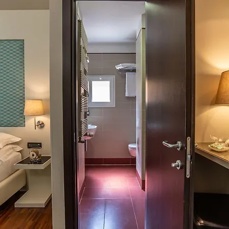 Merulana Guest house 3*