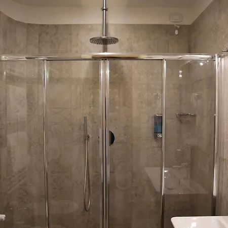 Otel Flavia 3*