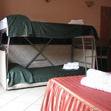 Palma Residences In Guest house