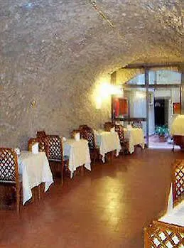 Teatro Di Pompeo 3* Rome