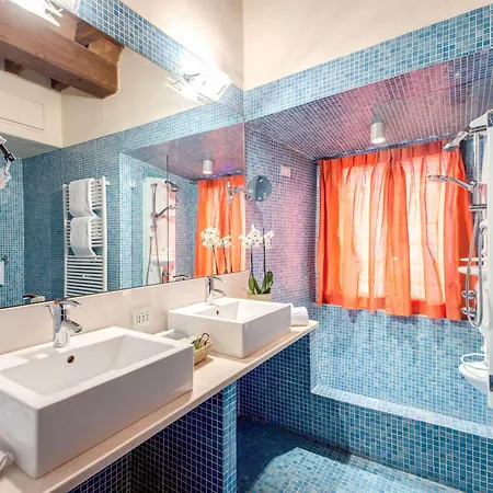 Residenza Torre Colonna 4* Roma