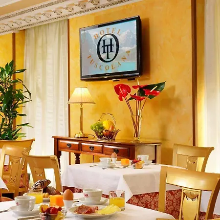Hotel Tuscolana 3*