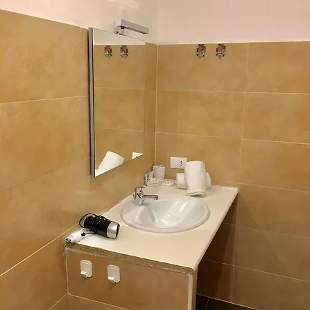 O La Civetta Di Trastevere 3* Rome